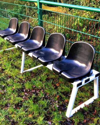 OUTDOOR  SIN BIN SEAT 